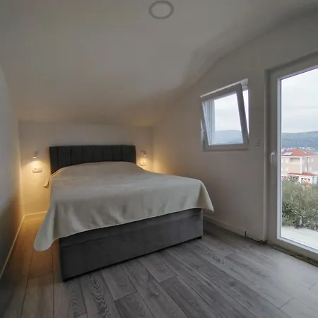 Paola Apartmán *