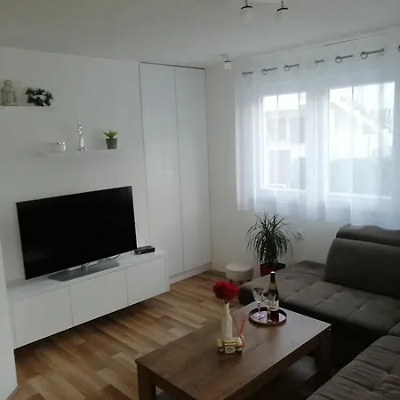 Paola Apartmán