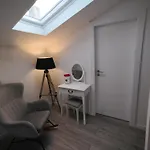 Paola Apartman Trogir