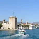 Paola Trogir