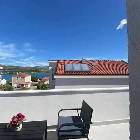 Lägenhet Paola Trogir
