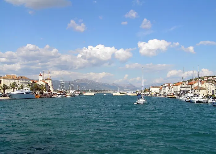 Paola Lägenhet Trogir